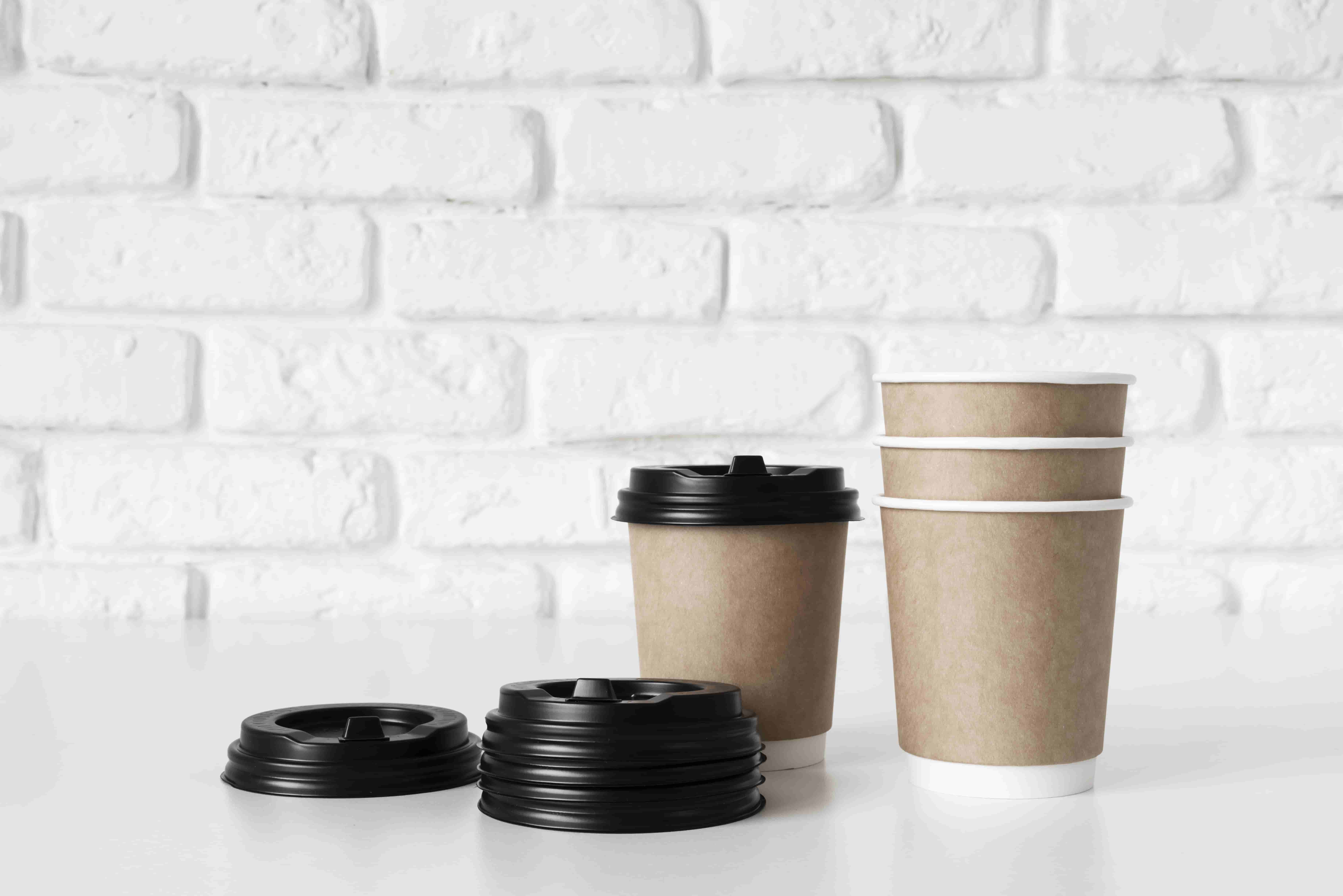 https://www.tuobopackaging.com/disposable-coffee- cups-with-lids-custom/